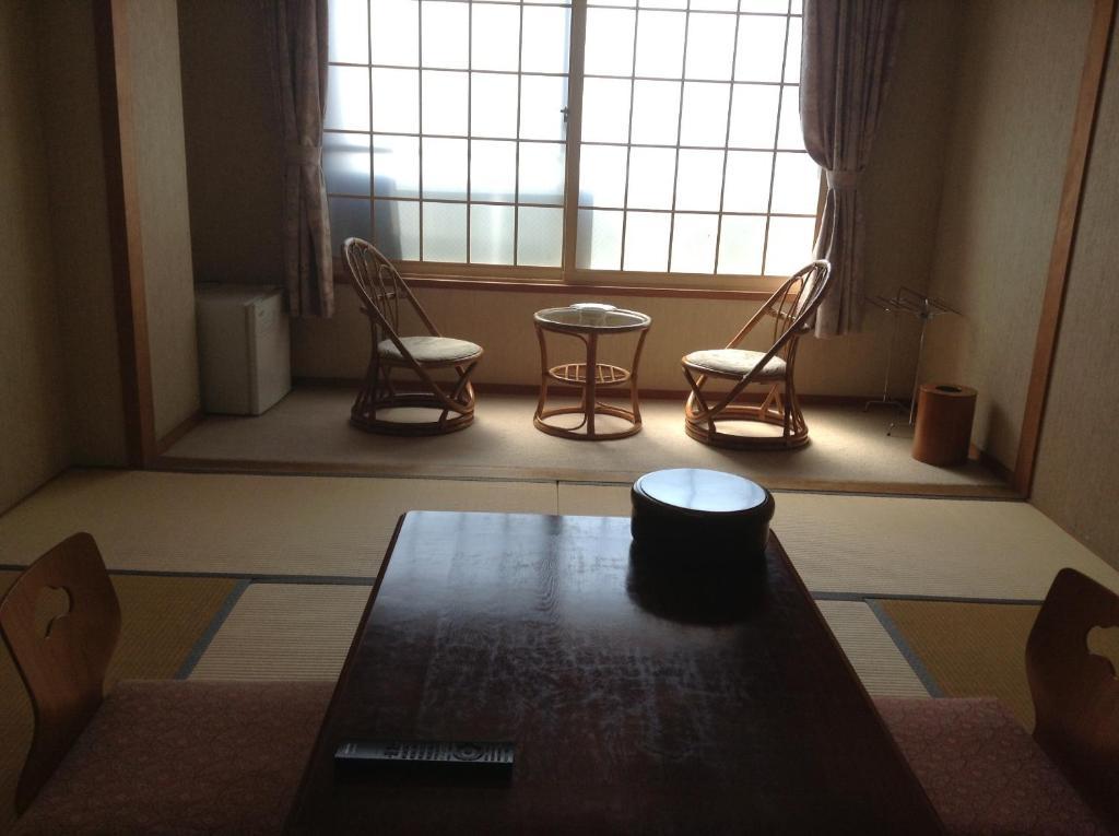 Hotel Bergtour Marukita à Hakuba Extérieur photo