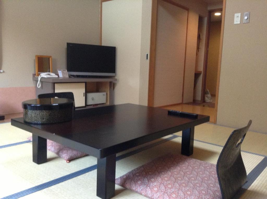 Hotel Bergtour Marukita à Hakuba Extérieur photo