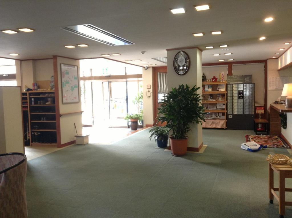 Hotel Bergtour Marukita à Hakuba Extérieur photo